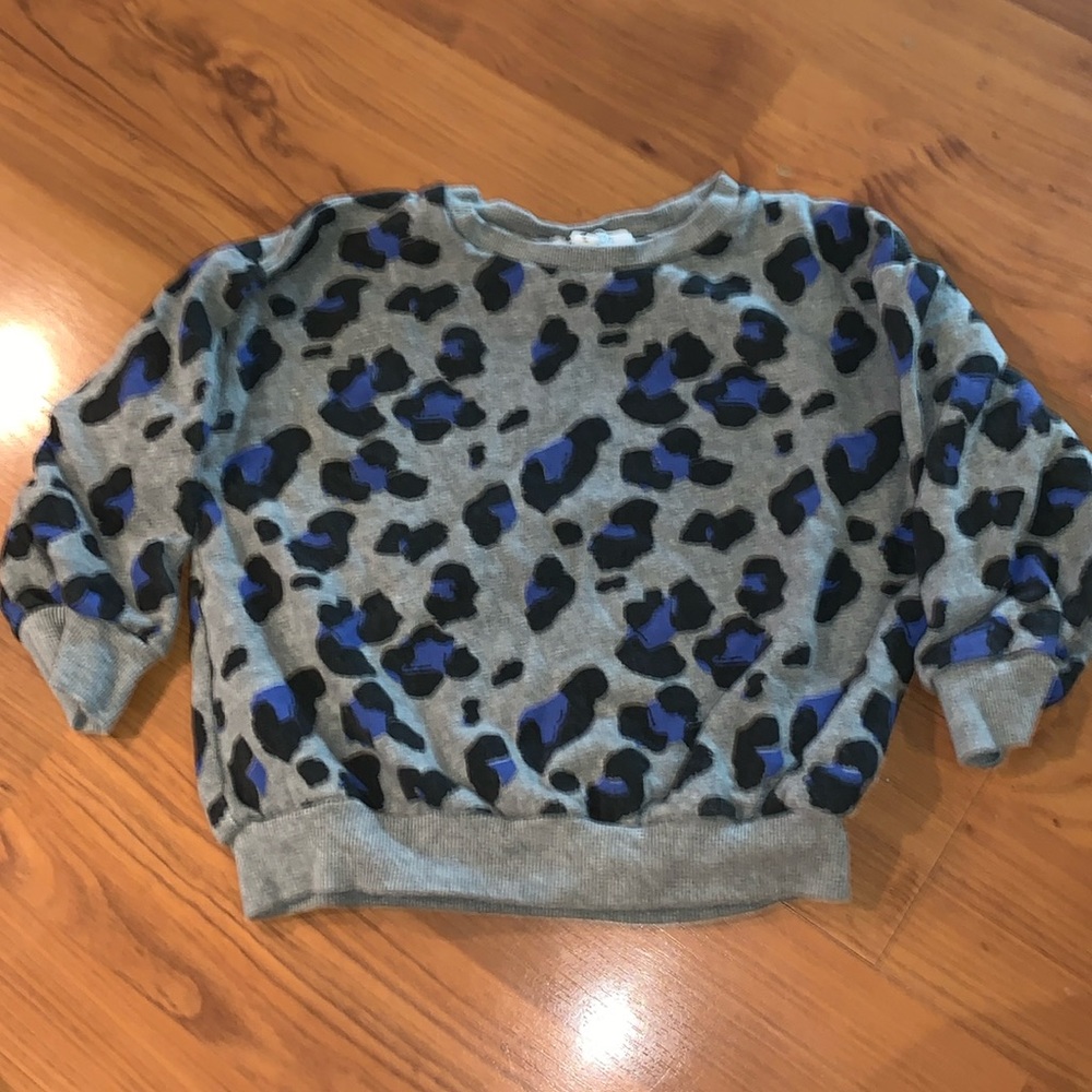 Joahlove size 4 sweatshirt